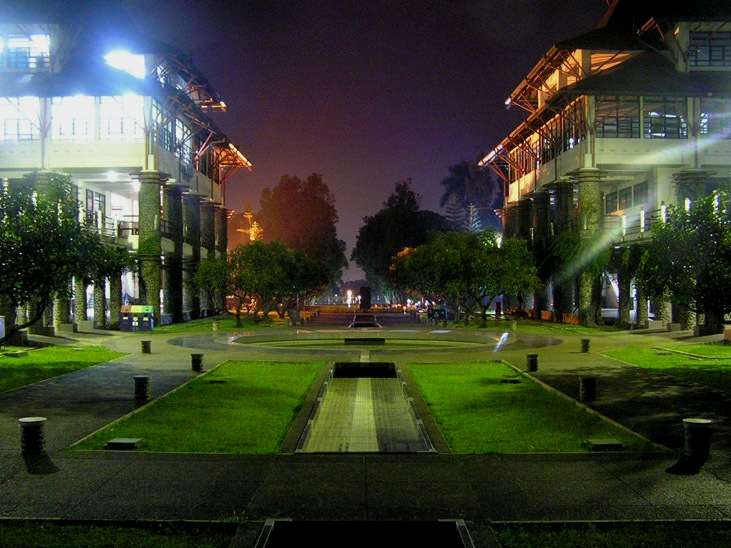 5 Kisah Horor Universitas Bandung Terseram